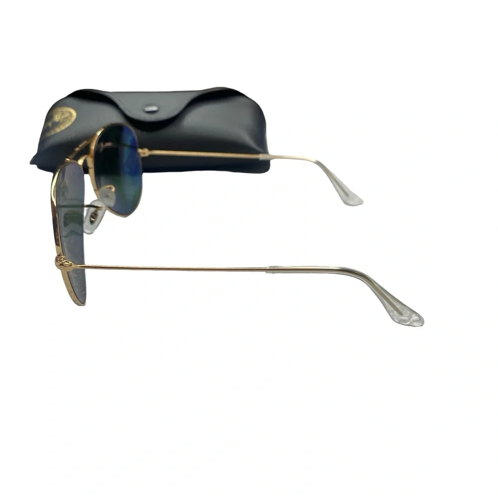 Ray-Ban Aviator Gold Frame Sunglasses with Dark Green Lenses